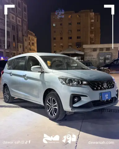 ٧ مقاعد  ( GLX ( Suzuki Ertiga