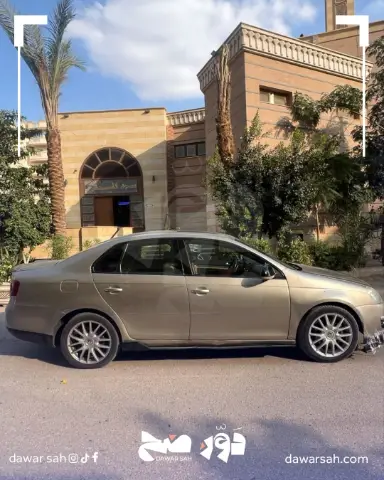 Volkswagen Jetta 2008 فولكس فاجن - صورة 9